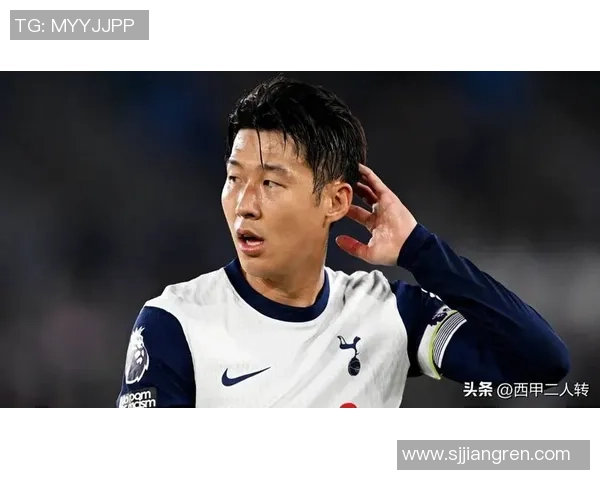 聚焦足球俱乐部核心球星展现球队灵魂力量与竞技巅峰魅力